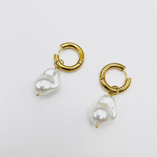 Harper Pearl Earrings - Gold