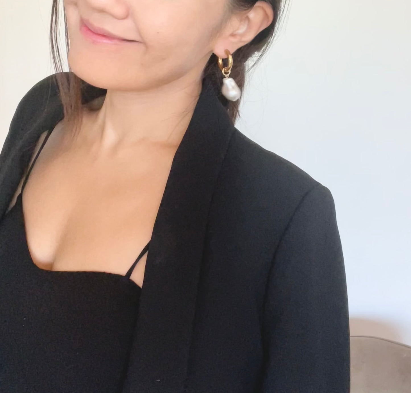 Harper Pearl Earrings - Gold