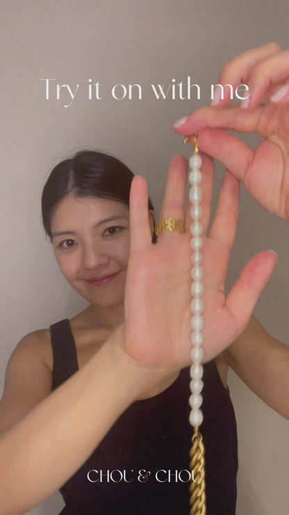 Elva Pearl & Chain Necklace